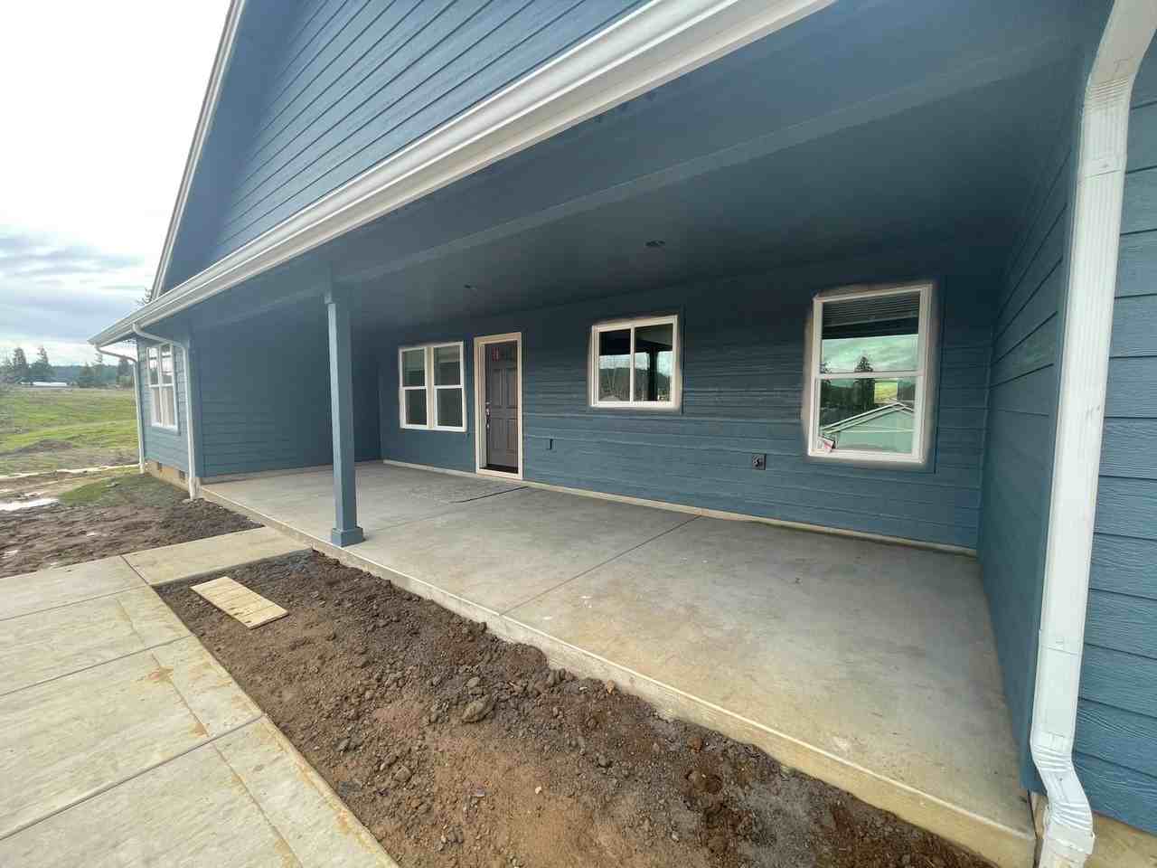 220 Jaswant Ave - Photo 3 of 22