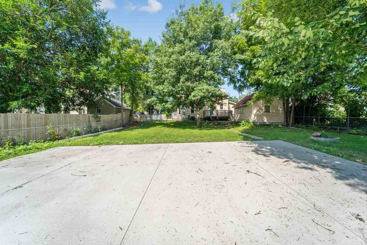 1822 Franklin Street - Photo 2 of 21