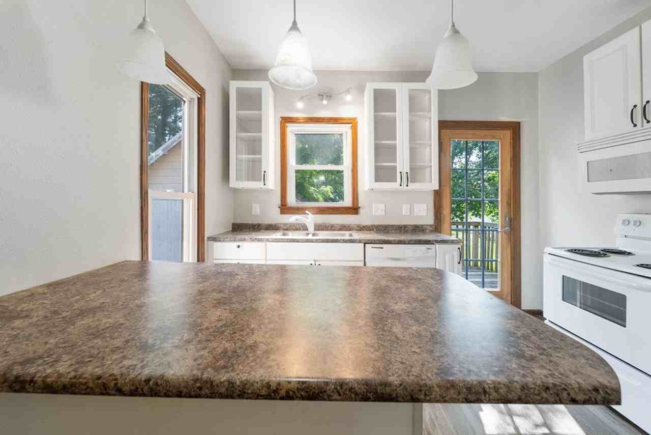 1822 Franklin Street - Photo 4 of 21