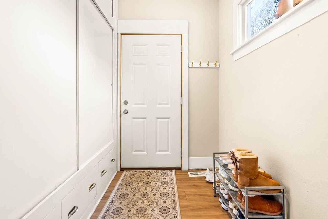 709 Iowa St - Photo 3 of 22