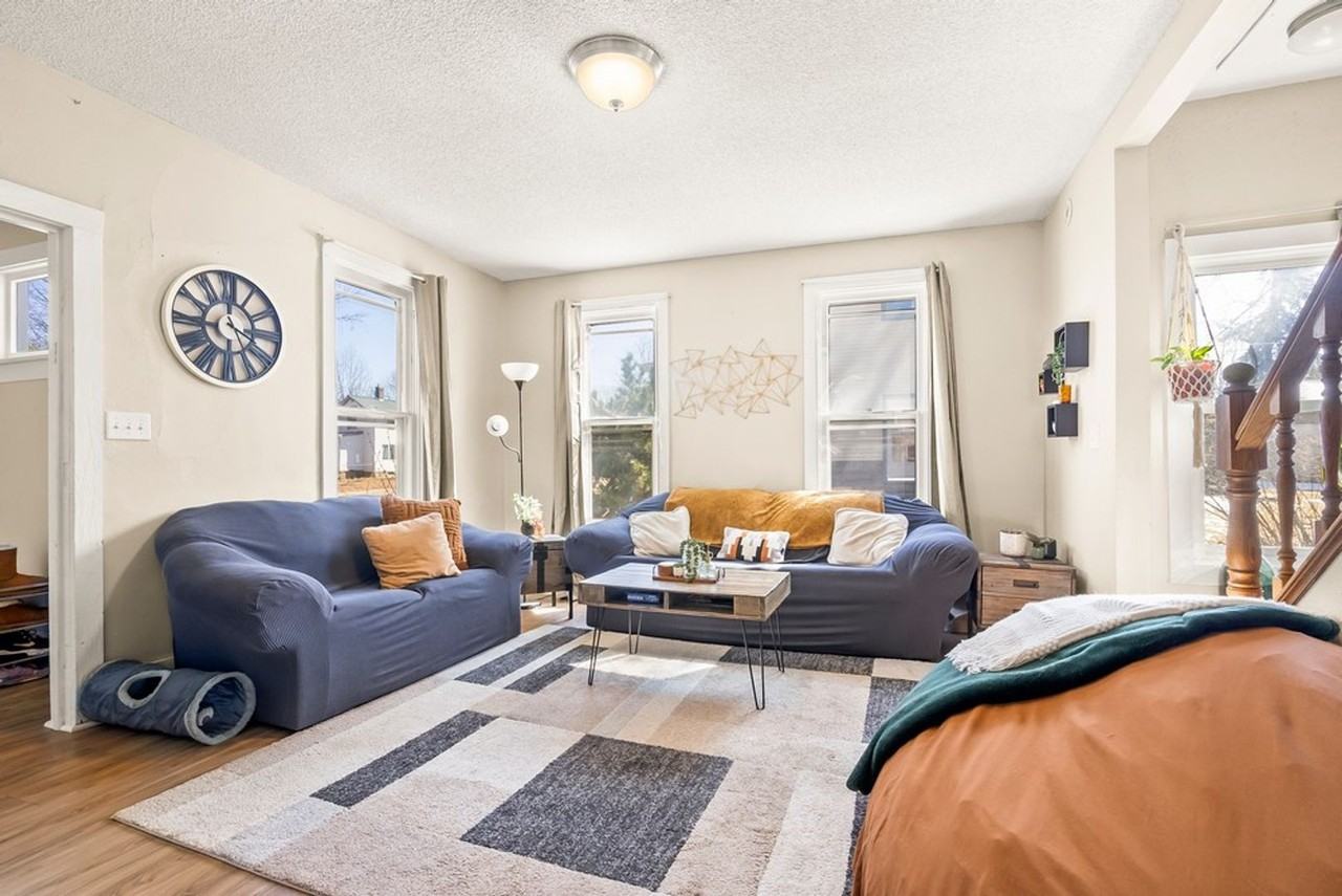 709 Iowa St - Photo 6 of 22