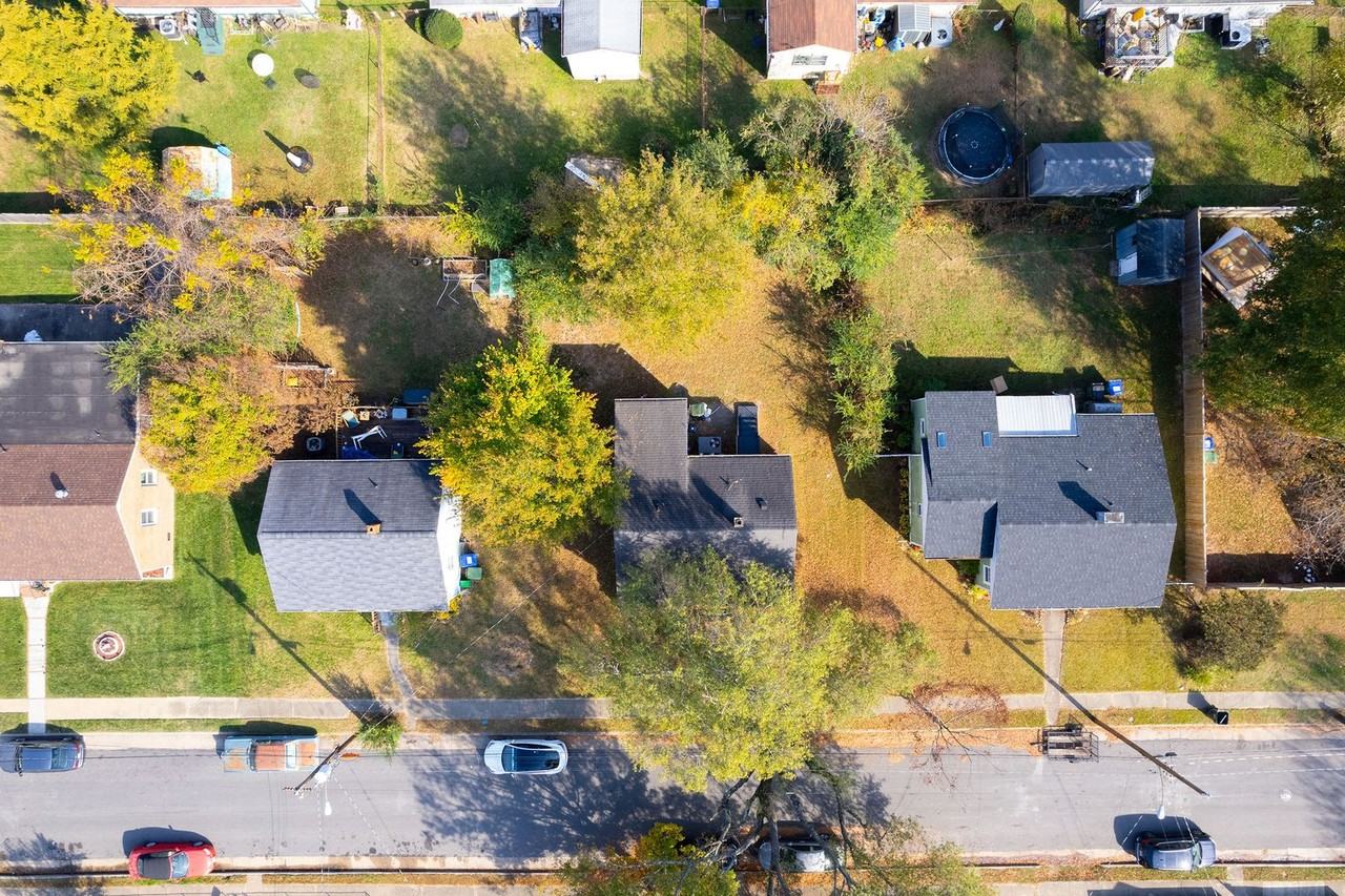 3219 Jeter Ave - Photo 3 of 22