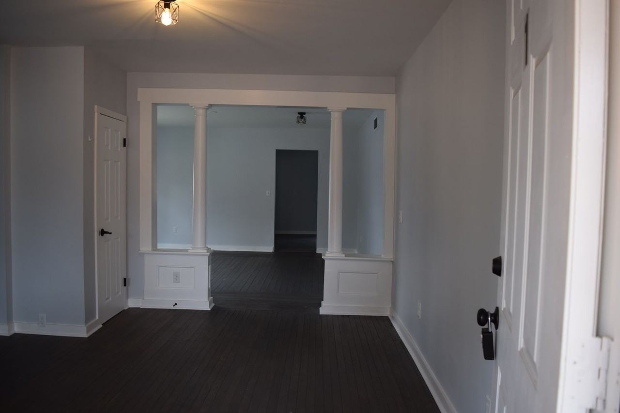 315 Voorheis St #A - Photo 3 of 20