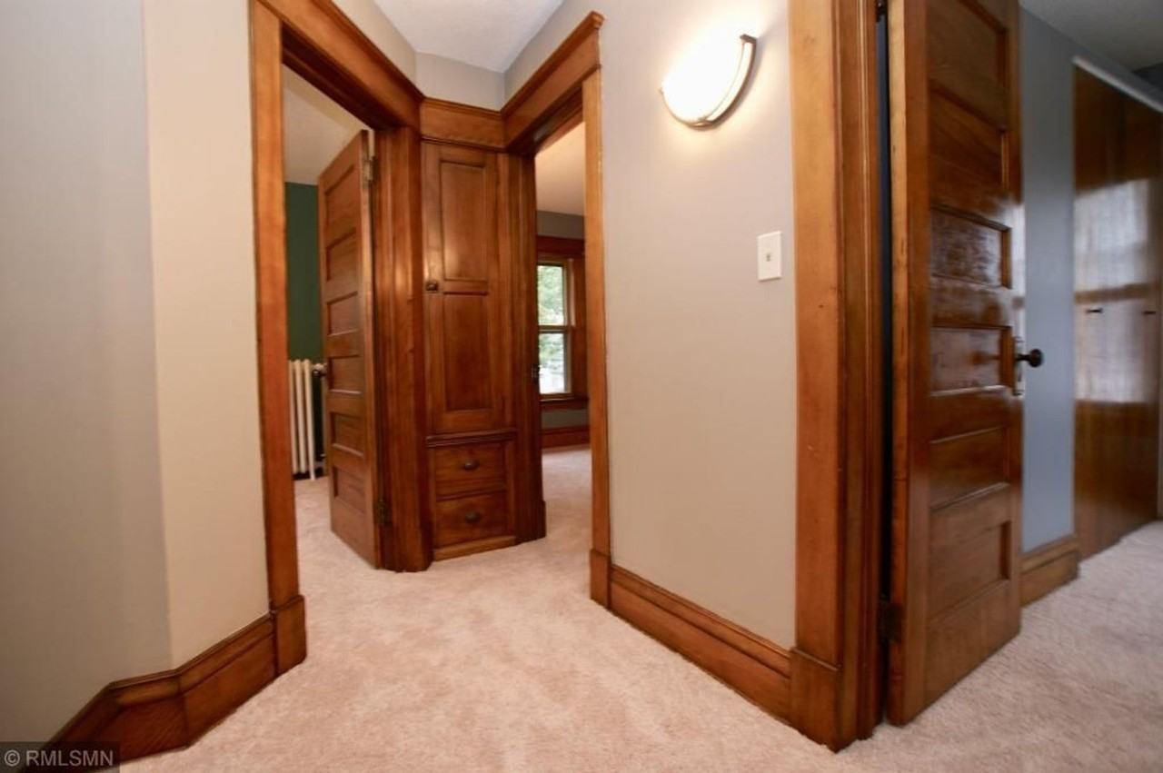 1652 Marshall Ave - Photo 7 of 25