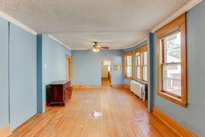 featured image of 1660 Hewitt Ave