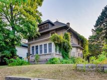 245 Hamline Ave S - Photo 1 of 1