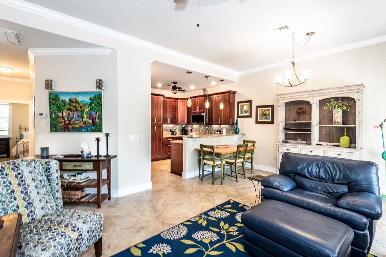 3181 Matecumbe Key Rd - Photo 5 of 45