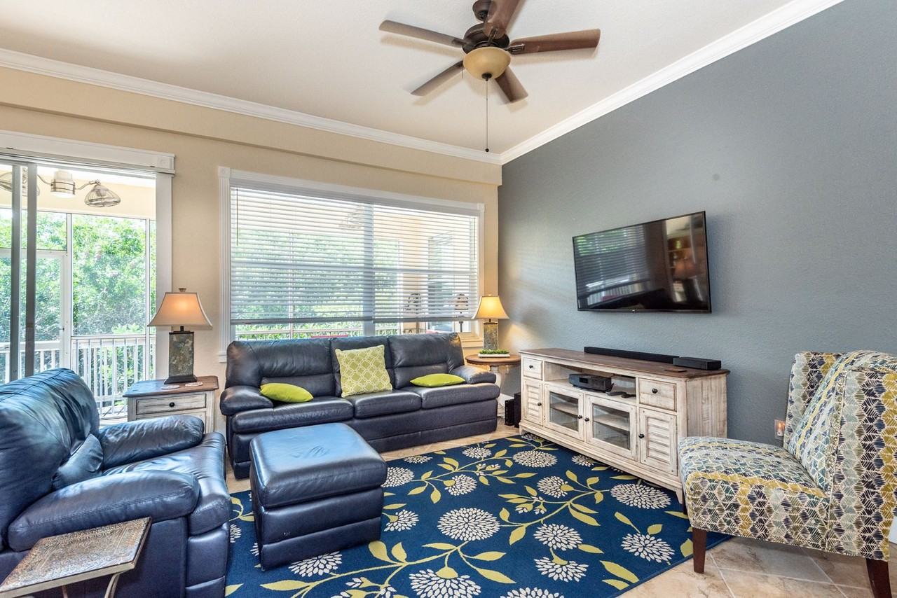 3181 Matecumbe Key Rd - Photo 6 of 45