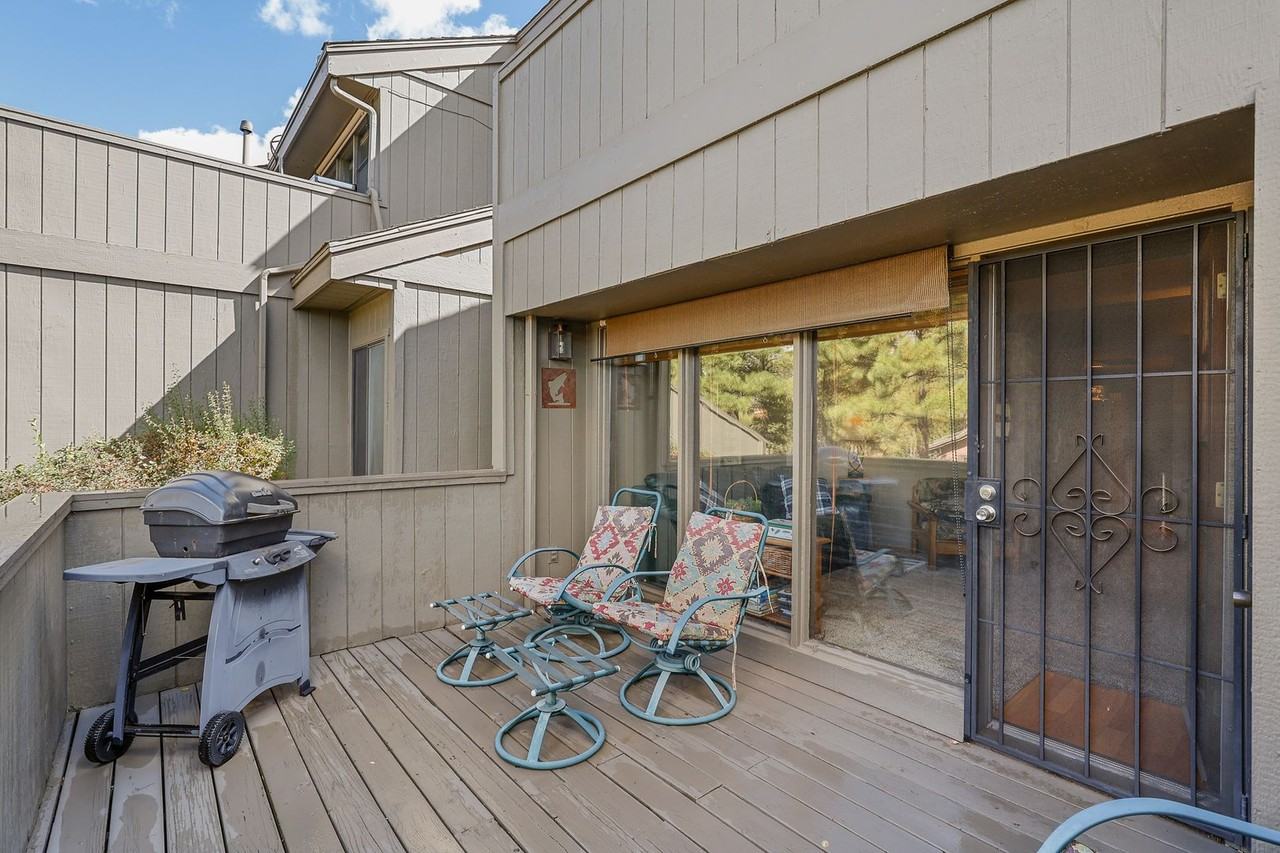 2650 N Valley View Rd #223 - Photo 3 of 46
