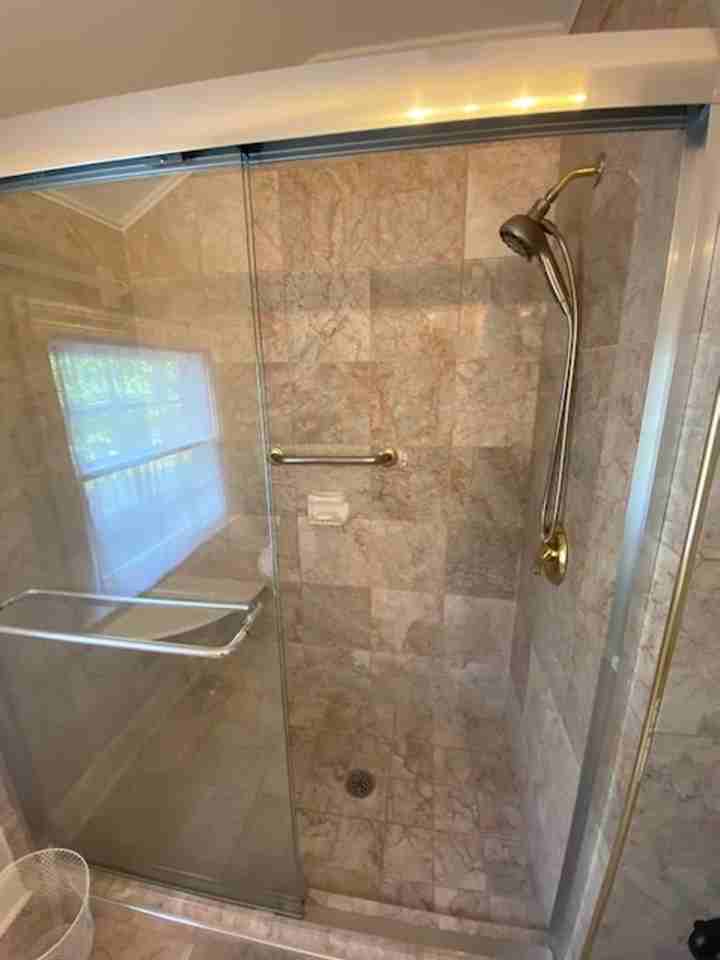429 Tanbridge Rd - Photo 3 of 22