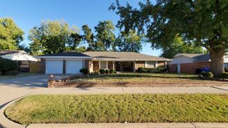 1207 Greenbriar Court - Photo 1 of 1