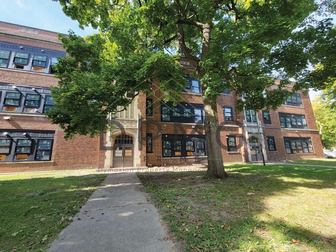 1030 S Holmes St #206 - Photo 4 of 9