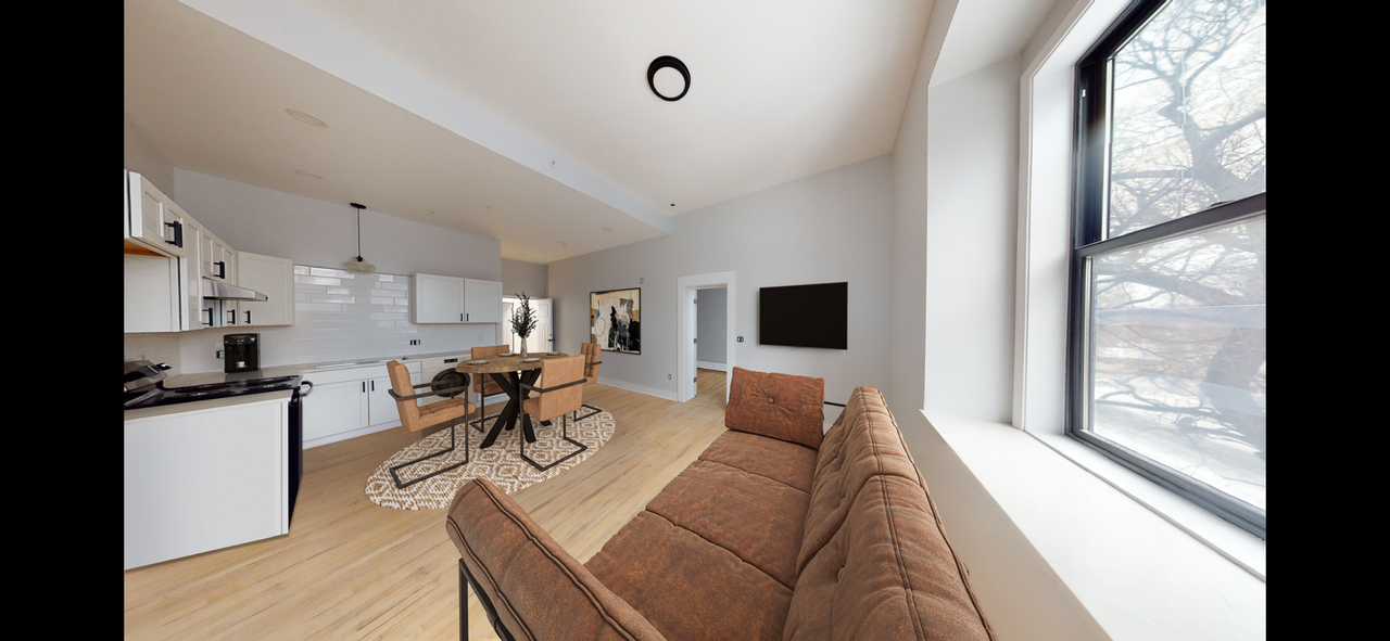 1030 S Holmes St #112 - Photo 3 of 6