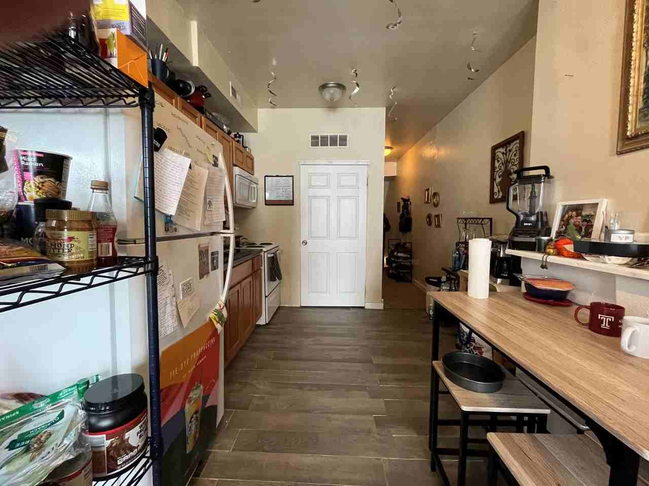 1429 W Norris St - Photo 3 of 15