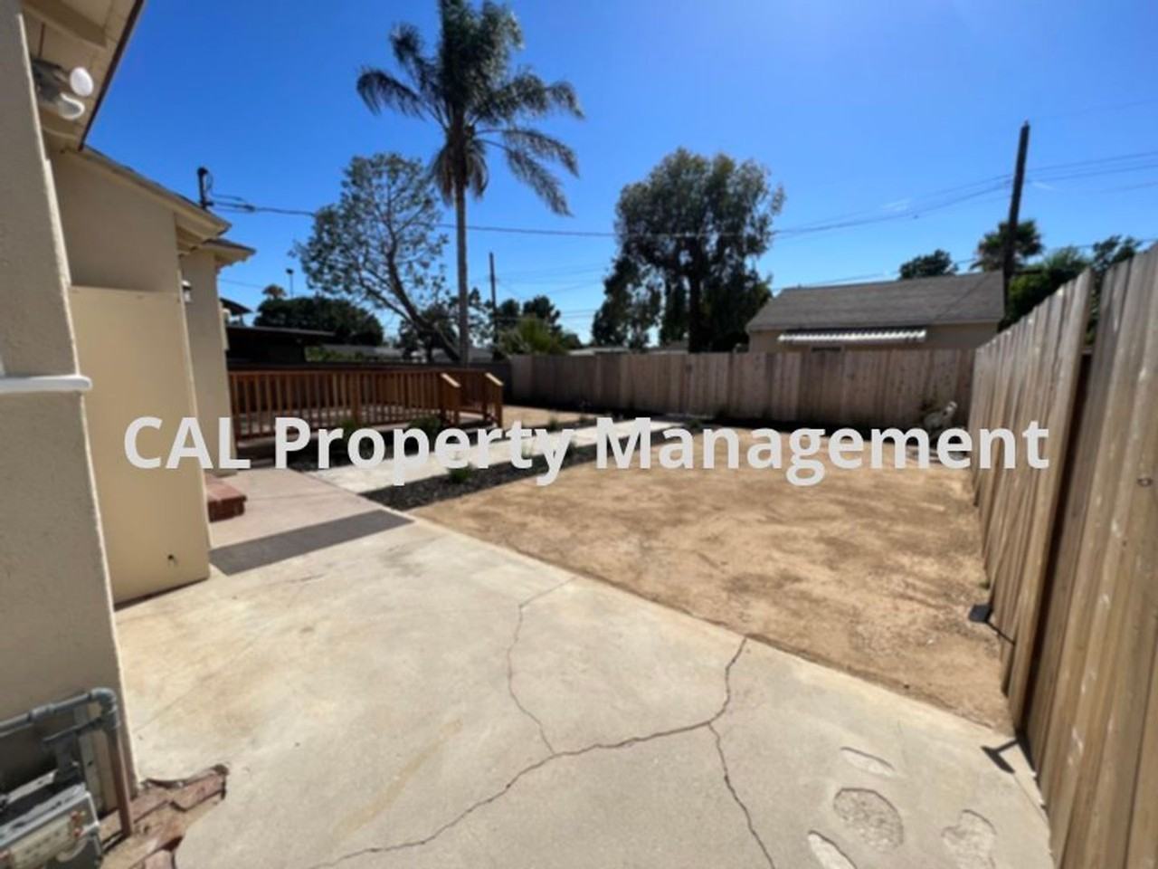 2125 N Screenland Dr - Photo 4 of 22