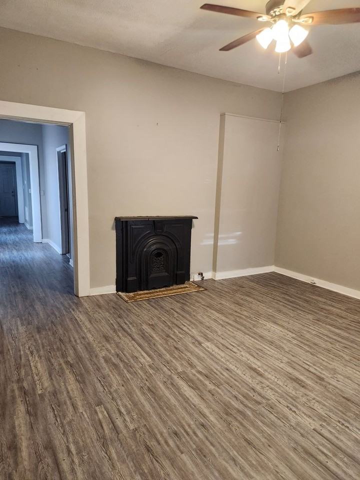 418 Iowa Ave - Photo 2 of 13