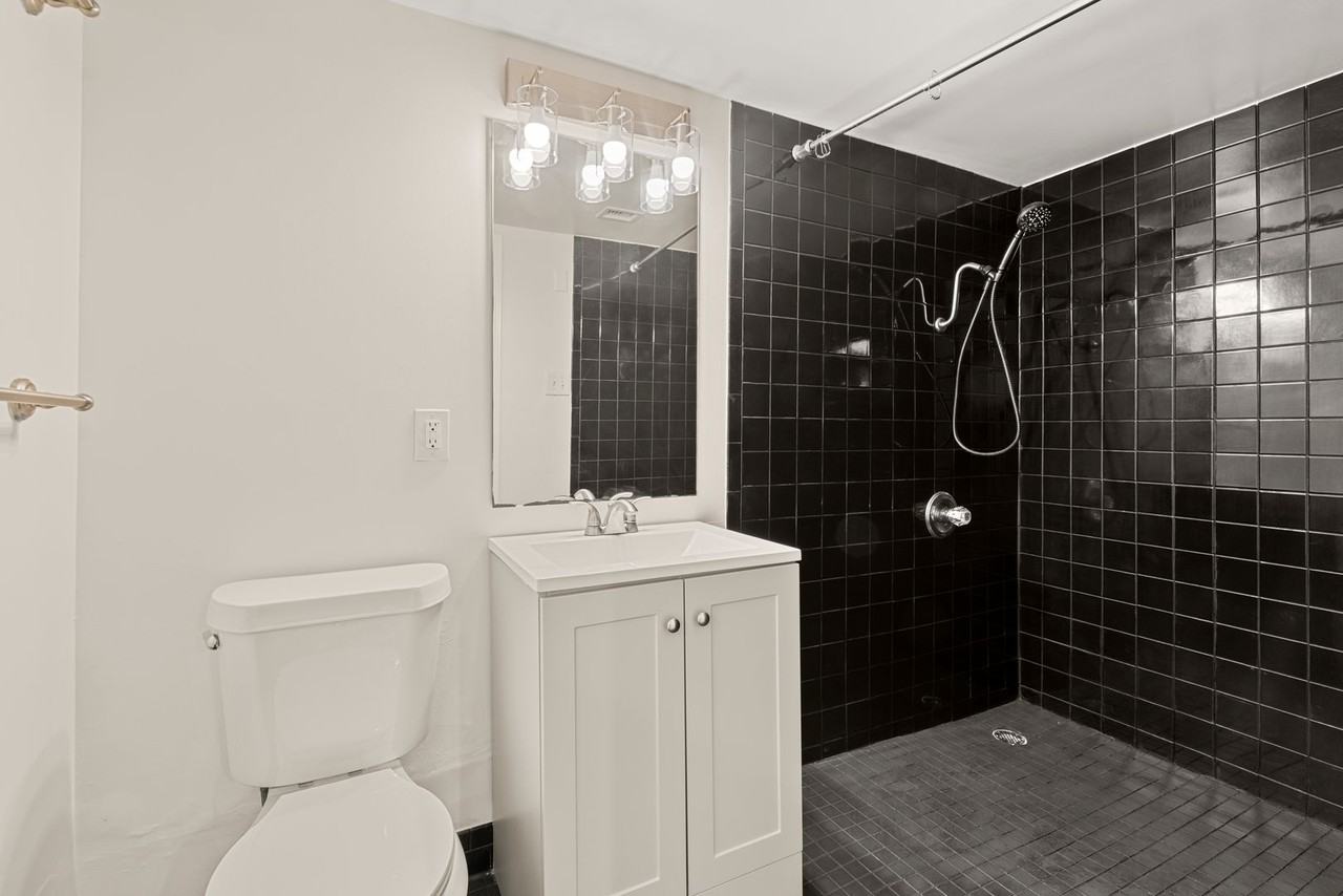 199 14th St Ne #201 - Photo 7 of 24