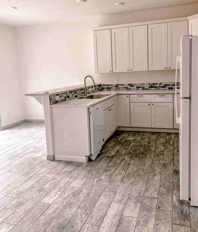 88024 7th St - Photo 5 of 13