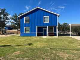 featured image of 1055 Deer Ln