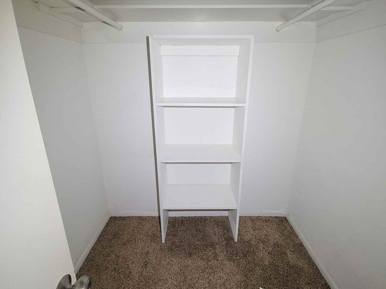 18402 Tall Cypress Dr - Photo 5 of 32