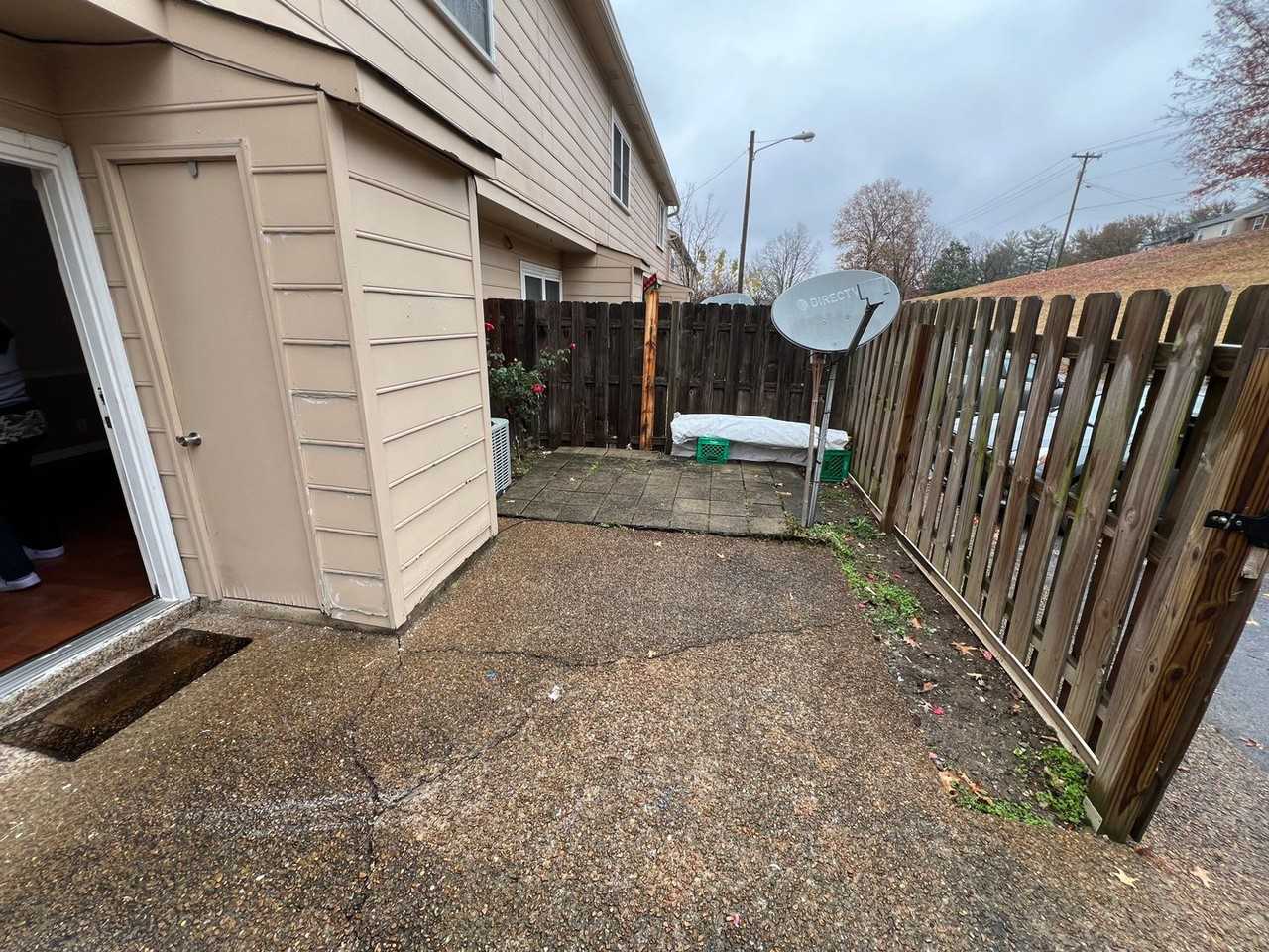 5600 Country Drive - Photo 2 of 20