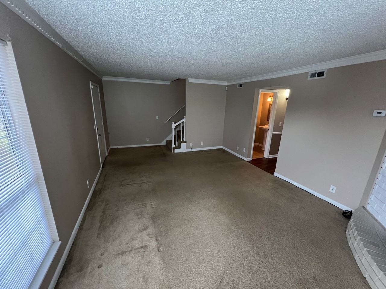 5600 Country Drive - Photo 5 of 20