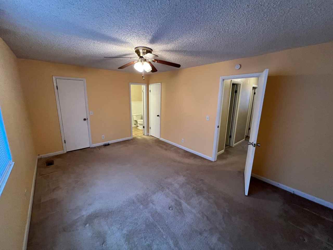 5600 Country Drive - Photo 7 of 20