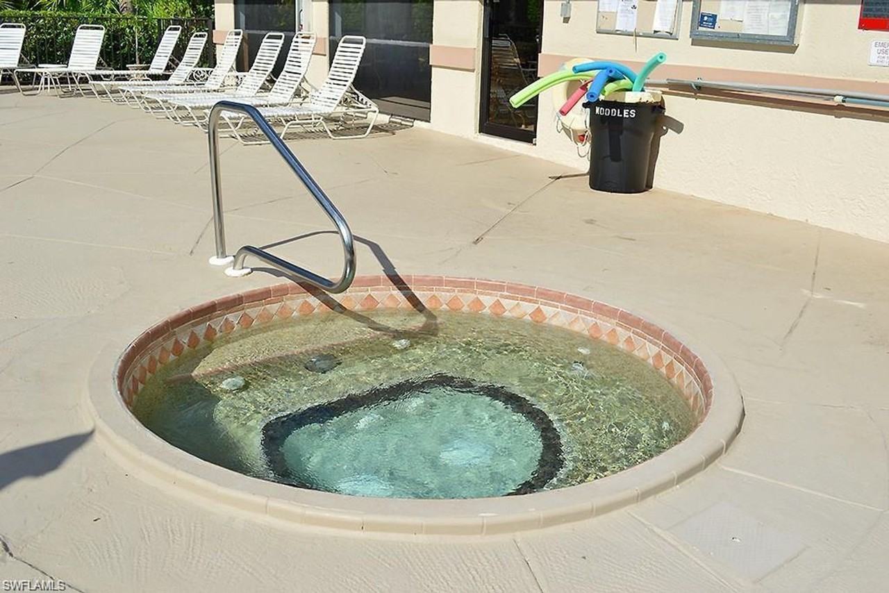 191 Bennington Dr #12-6 - Photo 3 of 19