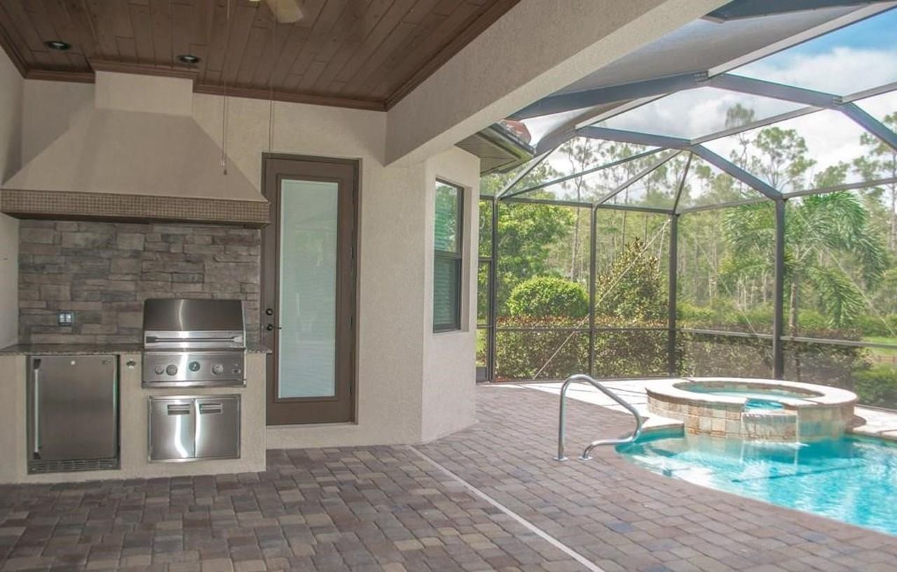 9522 Firenze Cir - Photo 2 of 26