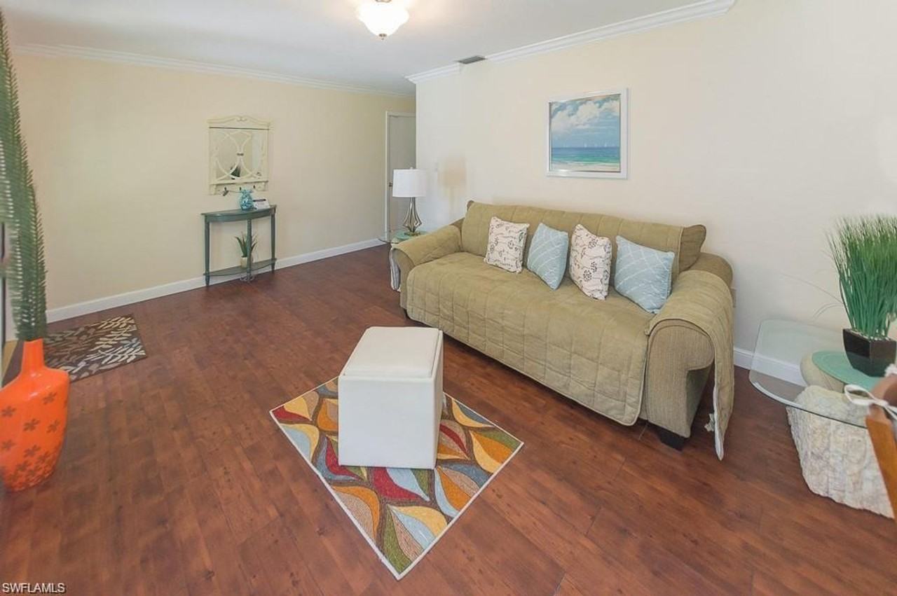 595 93rd Avenue North - Photo 2 of 15