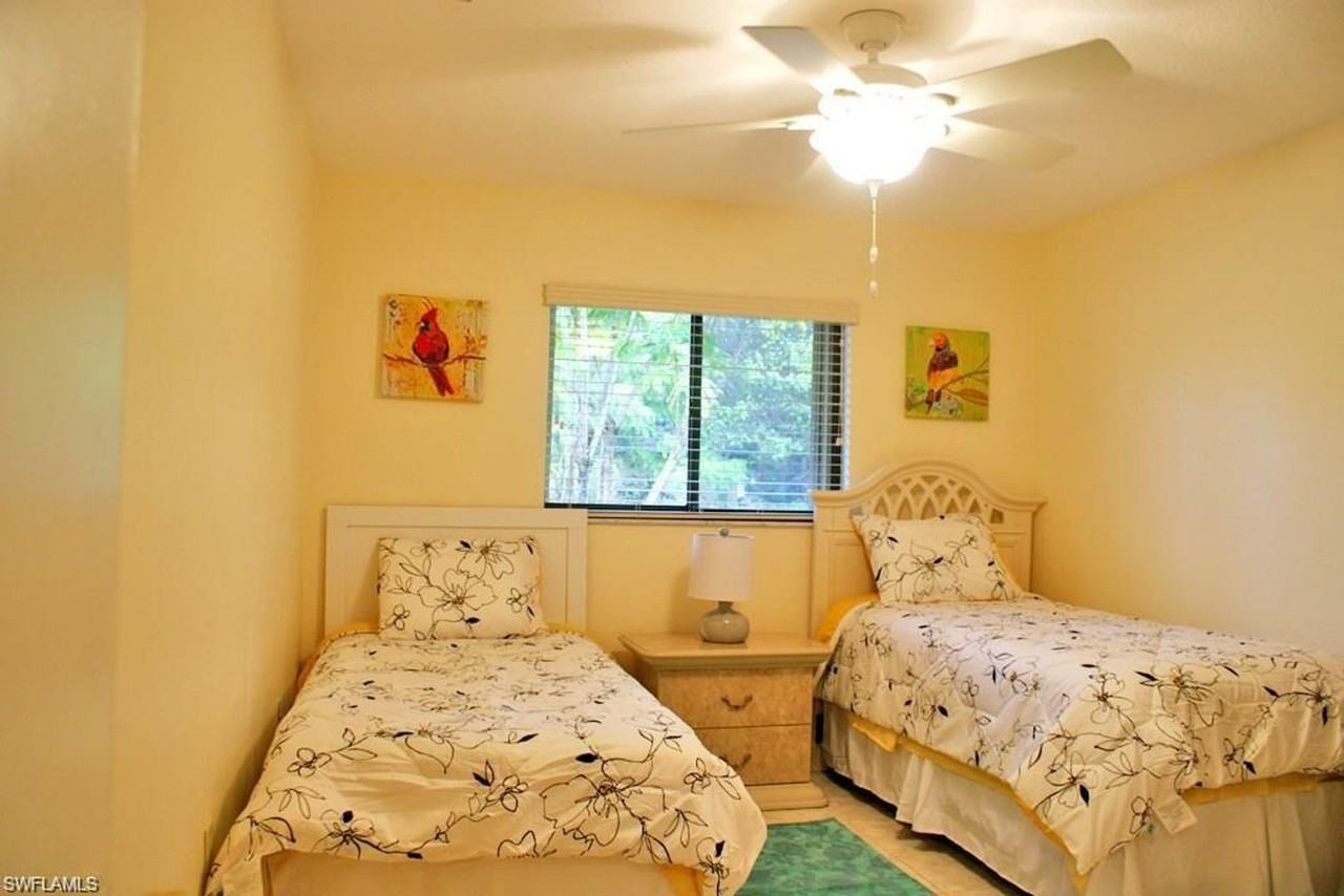 595 93rd Avenue North - Photo 4 of 15