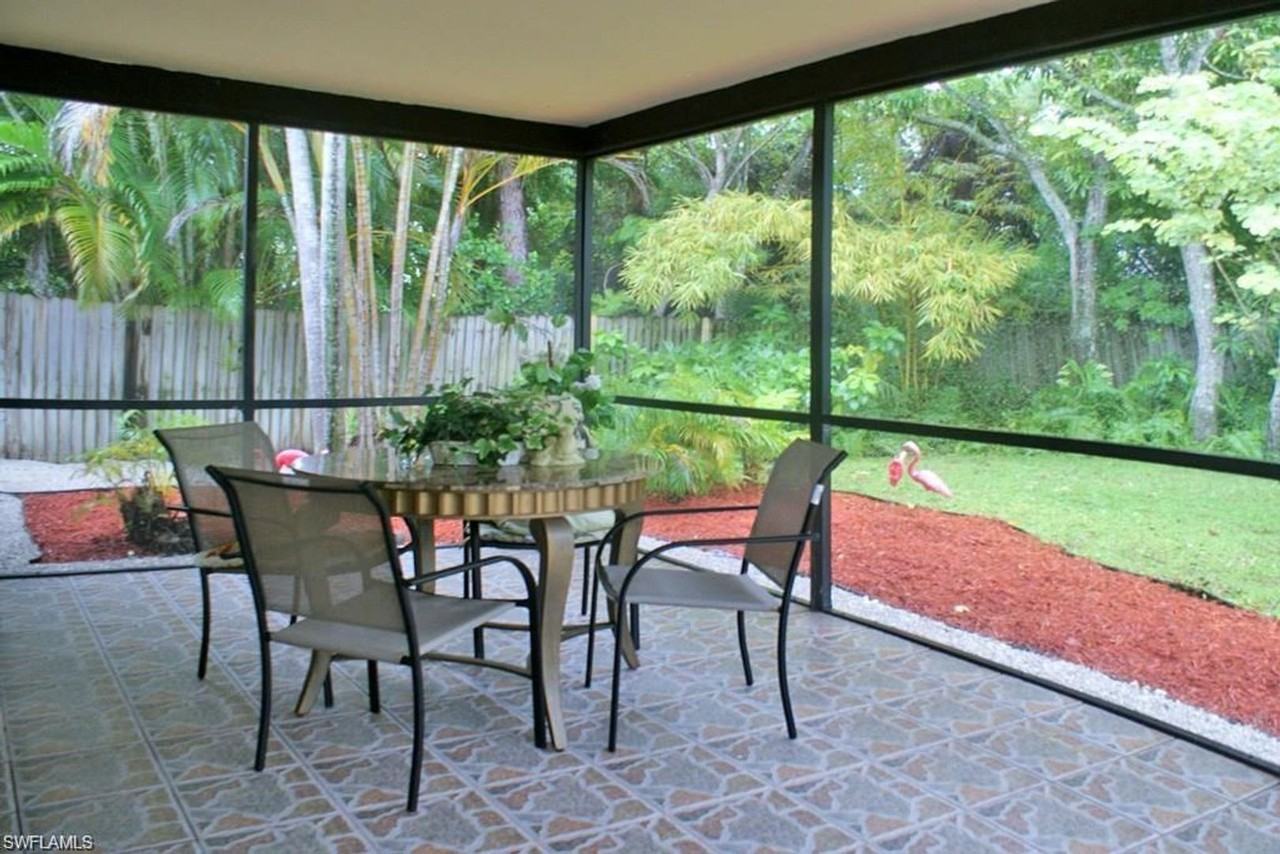 595 93rd Avenue North - Photo 5 of 15