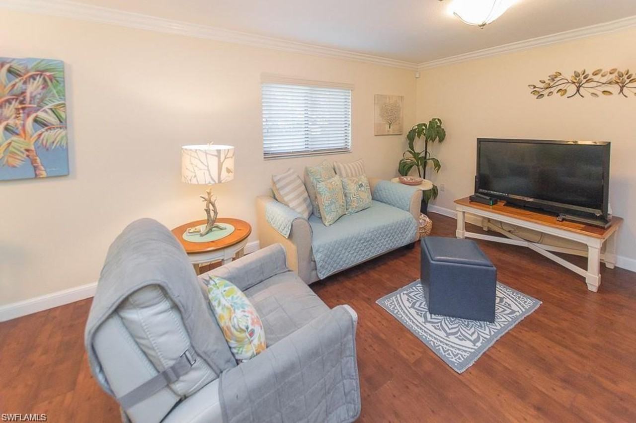 595 93rd Avenue North - Photo 6 of 15