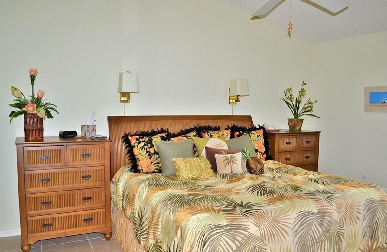 5635 Turtle Bay Dr #6 - Photo 3 of 25