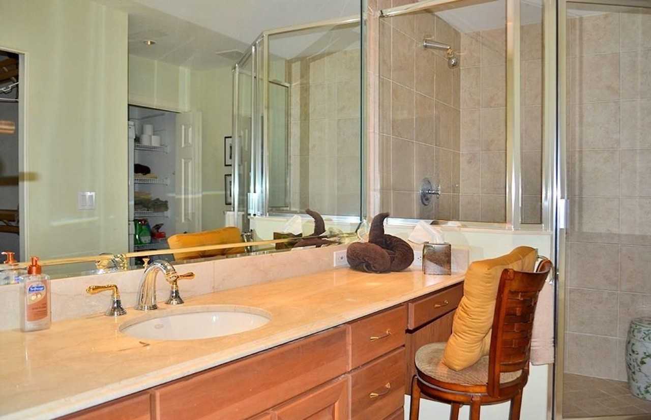 5635 Turtle Bay Dr #6 - Photo 4 of 25