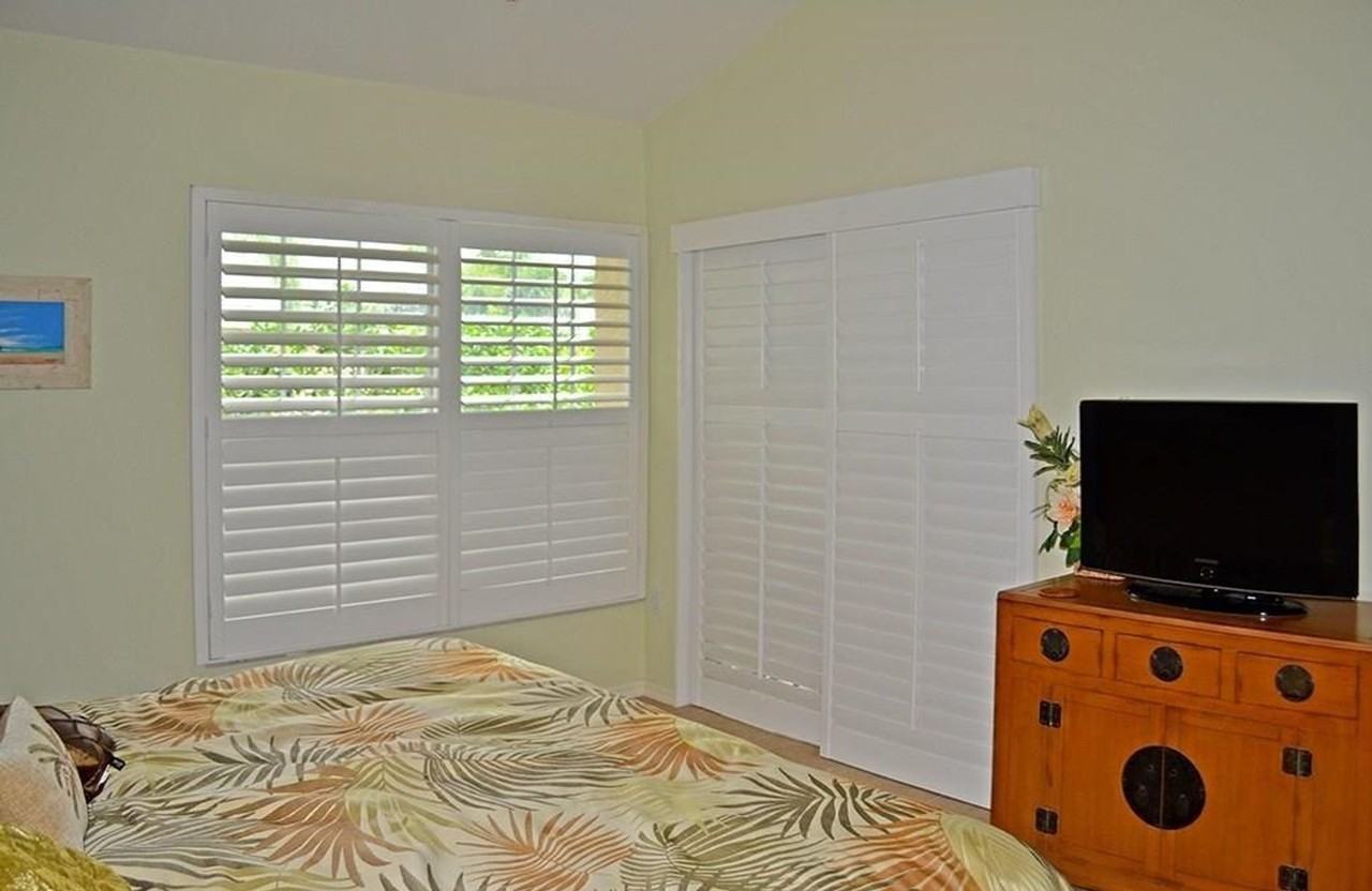 5635 Turtle Bay Dr #6 - Photo 4 of 25