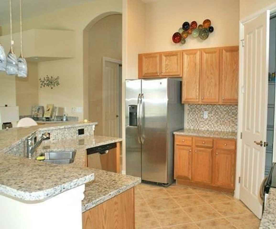 7414 Acorn Way - Photo 6 of 25