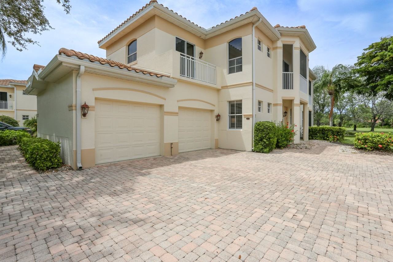 9111 Las Maderas Dr #102 - Photo 4 of 50