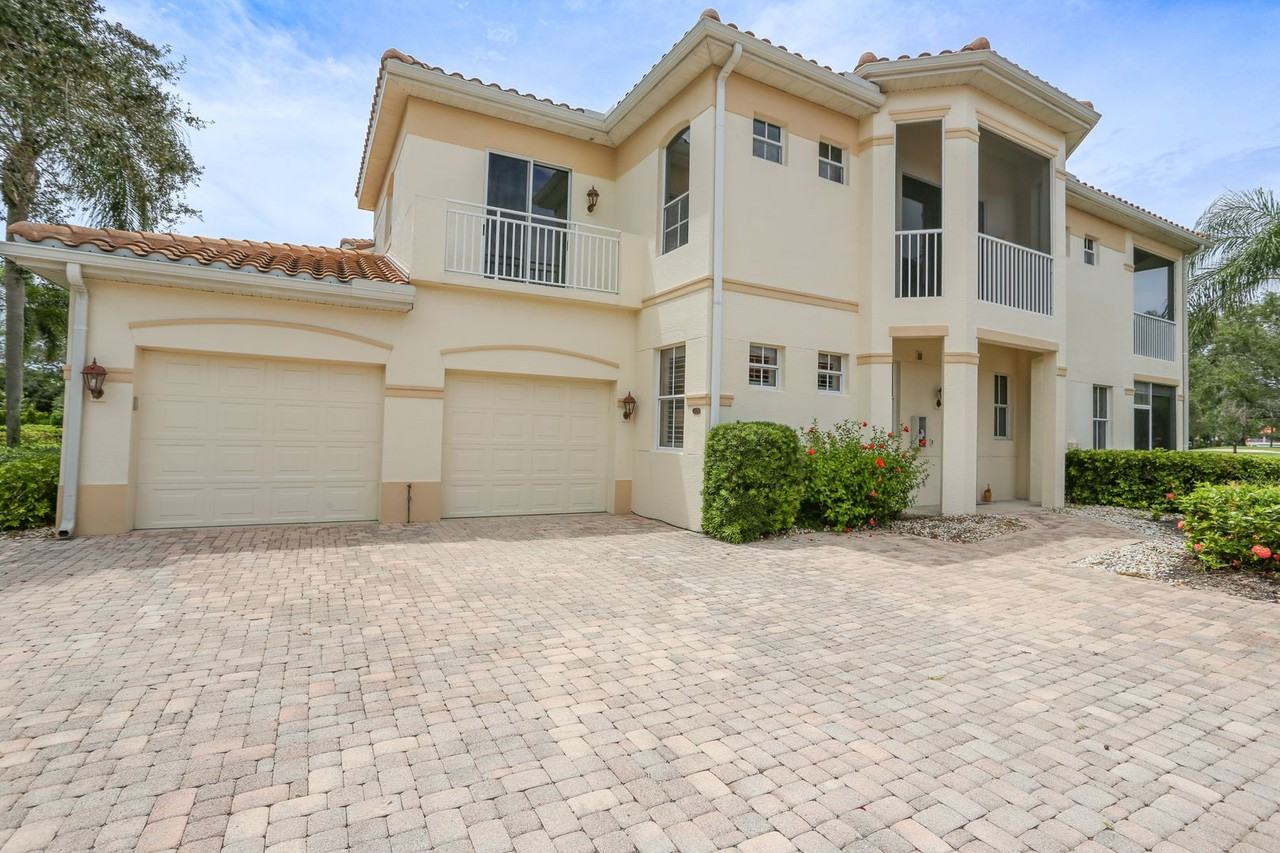 9111 Las Maderas Dr #102 - Photo 5 of 50