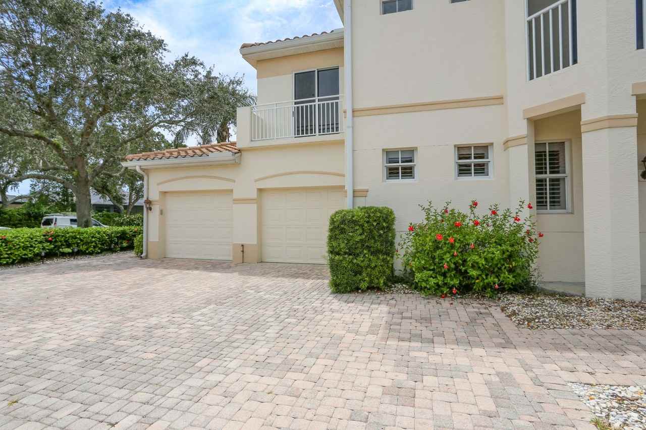 9111 Las Maderas Dr #102 - Photo 7 of 50