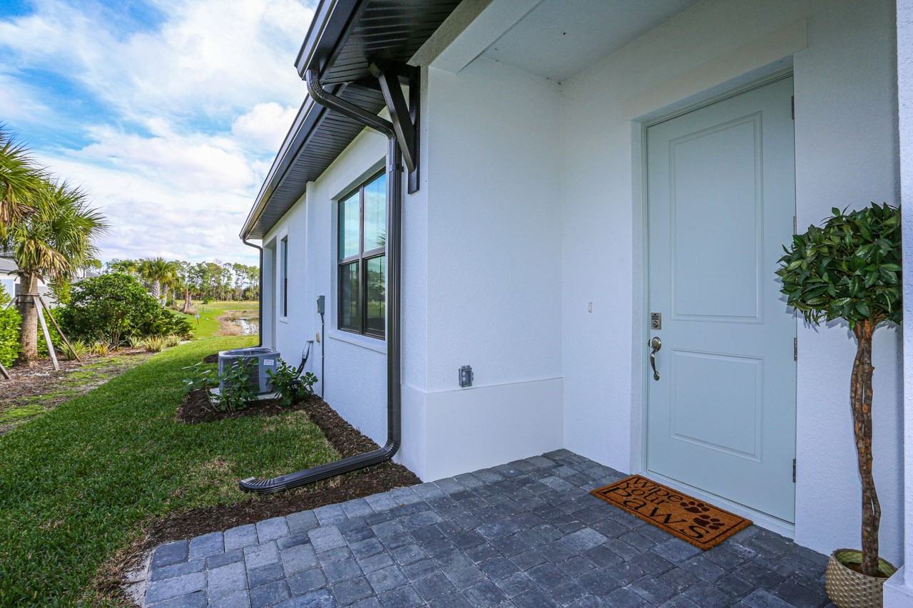 14759 Kingfisher Loop - Photo 2 of 42