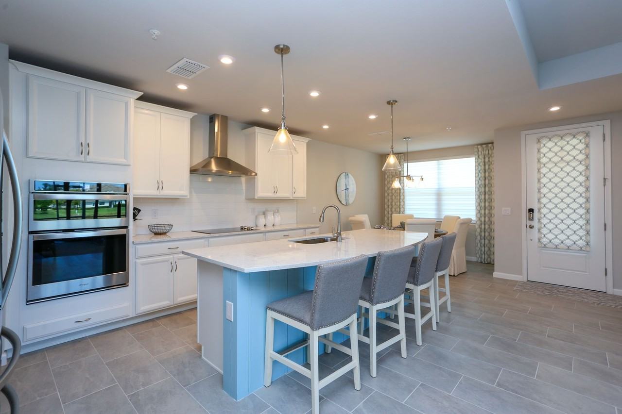 4709 Arboretum Cir #101 - Photo 2 of 42