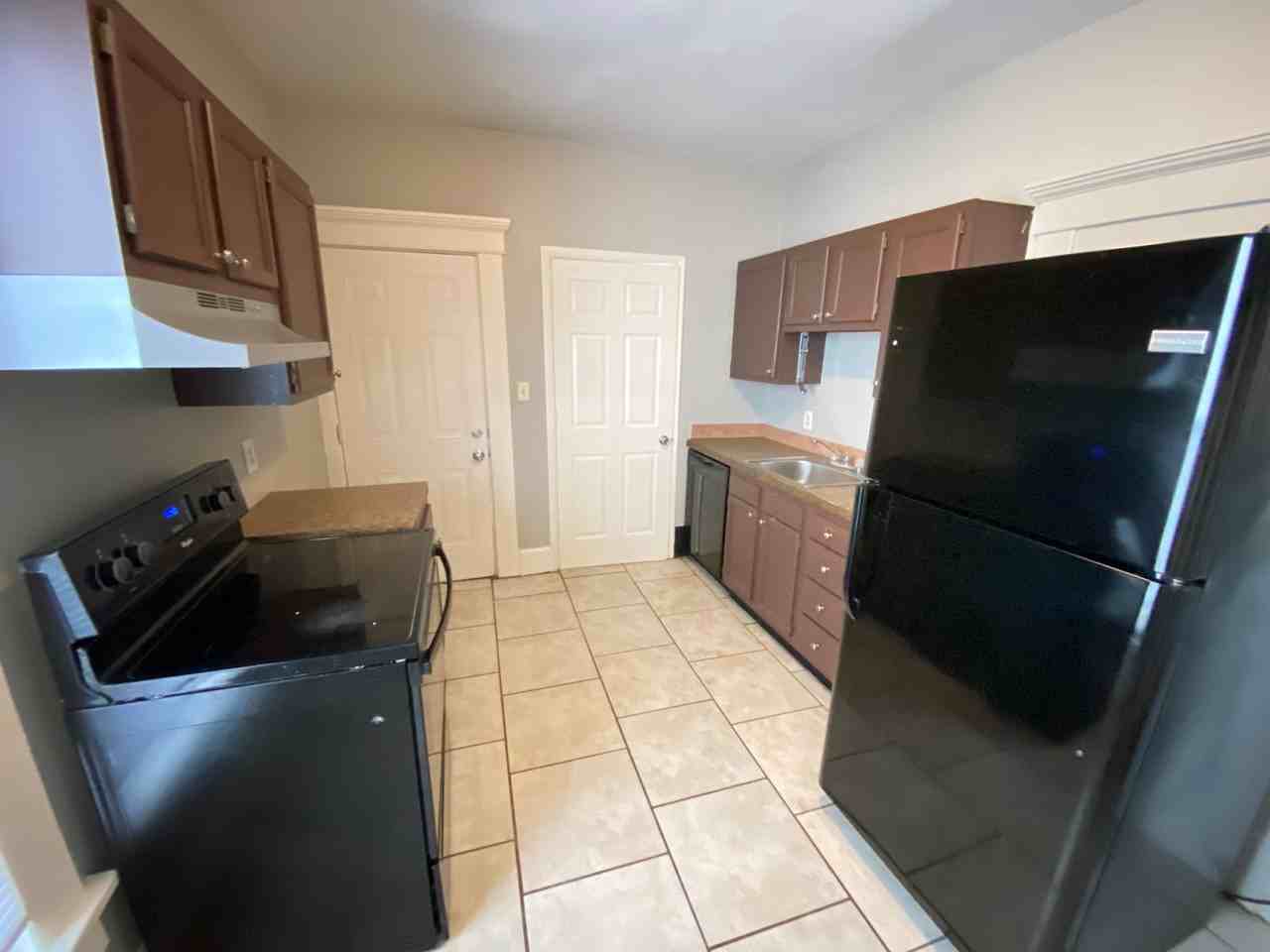 406 E 17th Ave - Photo 2 of 14