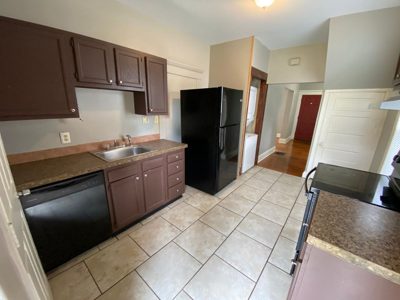 406 E 17th Ave - Photo 3 of 14