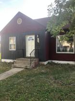 1704 S 8th Ave - Photo 1 of 1