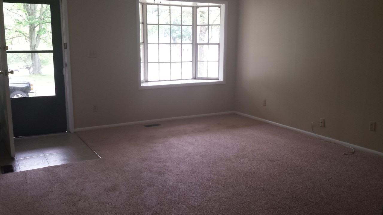 3301 N Valleyview Dr - Photo 6 of 12