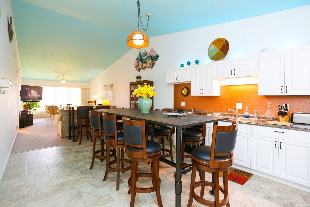 4030 Northlight Dr - Photo 7 of 50