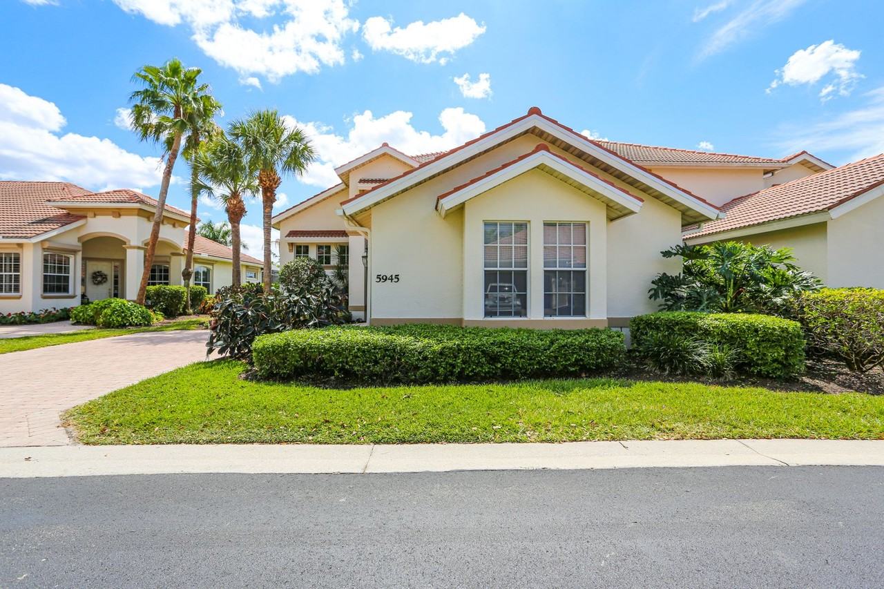 5945 Paradise Cir - Photo 3 of 50