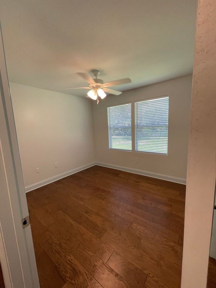 7 Holly Dr - Photo 6 of 11