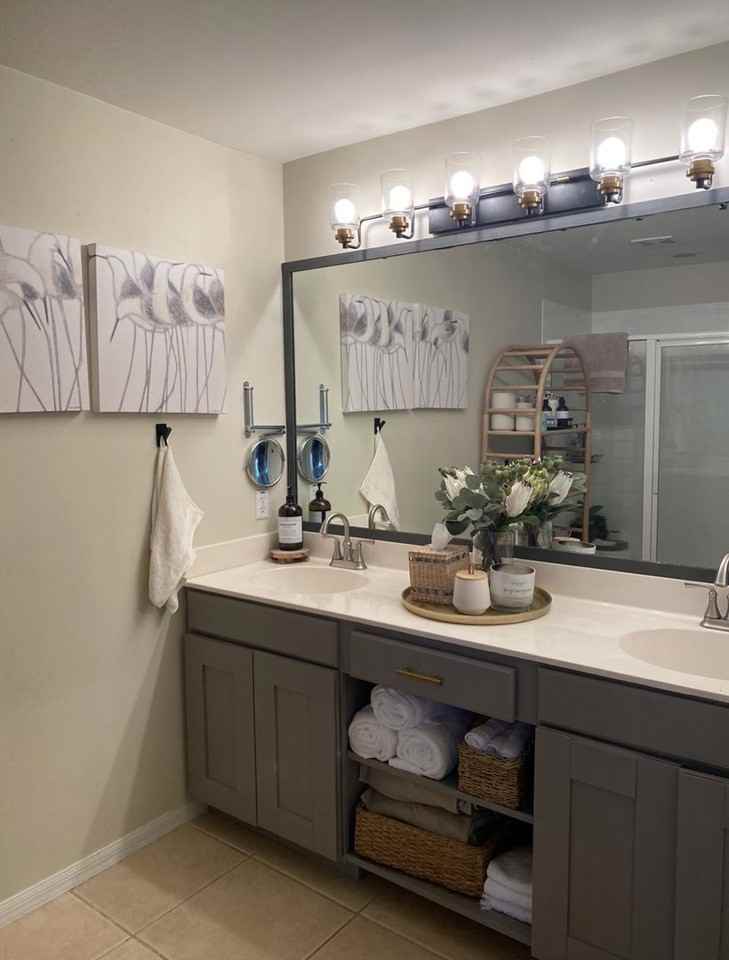 768 Hampton Cir - Photo 5 of 11